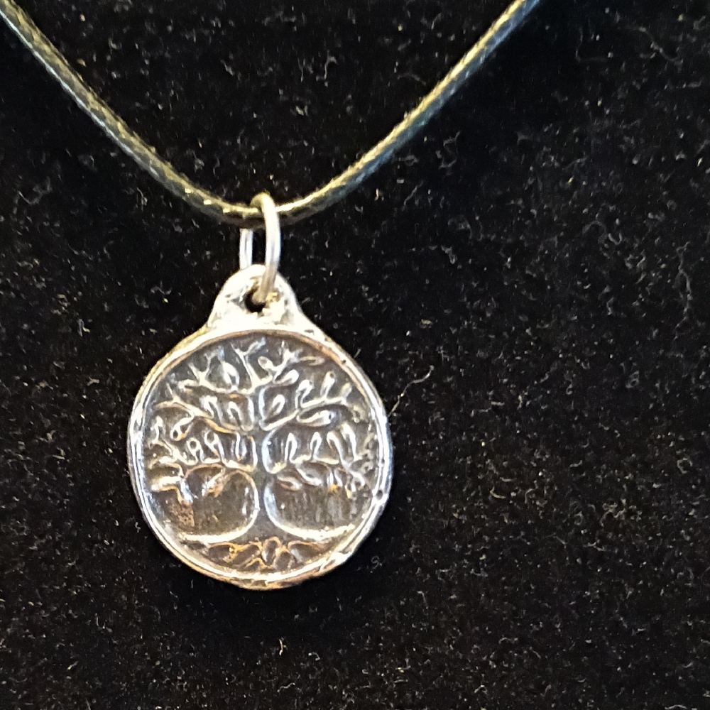 Silver Tree of Life Pendant Necklace - Picture 1 of 3